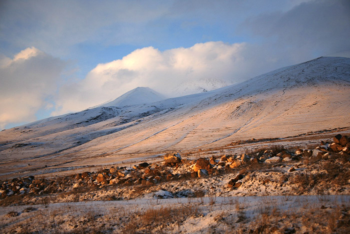 © Suren Manvelyan - Subset in Sisian mountains