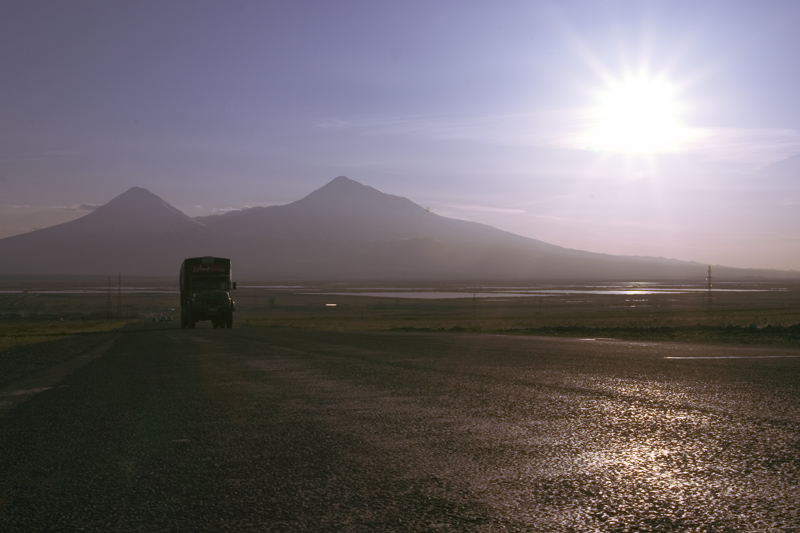 © Hmayak Ghazaryan - Highway towards Ararat