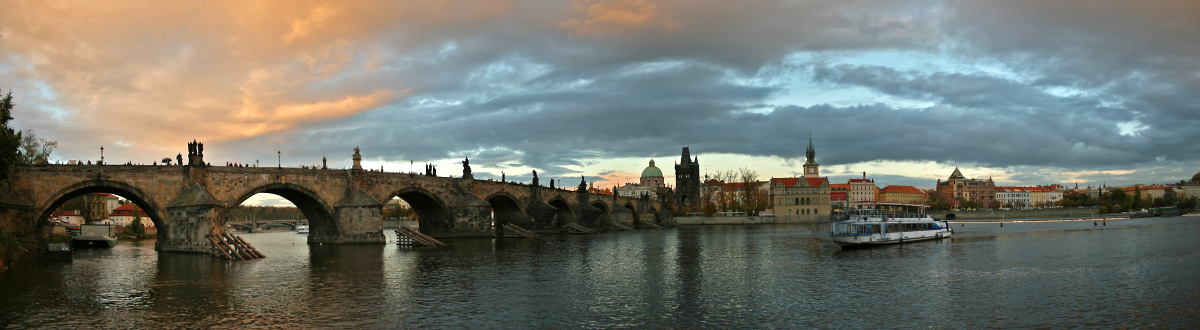 © Michael Bartikyan - Charles Bridge. Praha