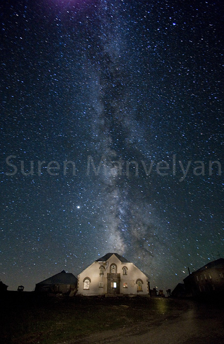 © Suren Manvelyan - Cosmic ray station