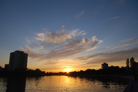 © Arevik Hambardzumyan - Sunset on Ontario lake