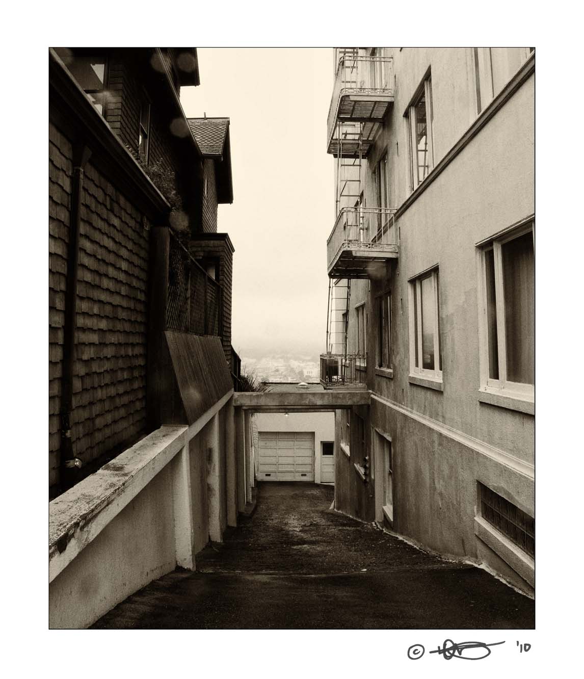 © --rl-- - SF Alley