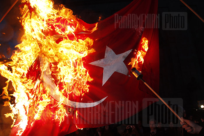 © Davit Hakobyan - Torch Procession to Armenian Genocide Memoria