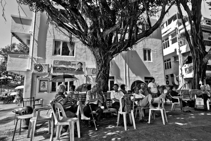 © Keith Ng - Old tree for leisure, Hong Kong