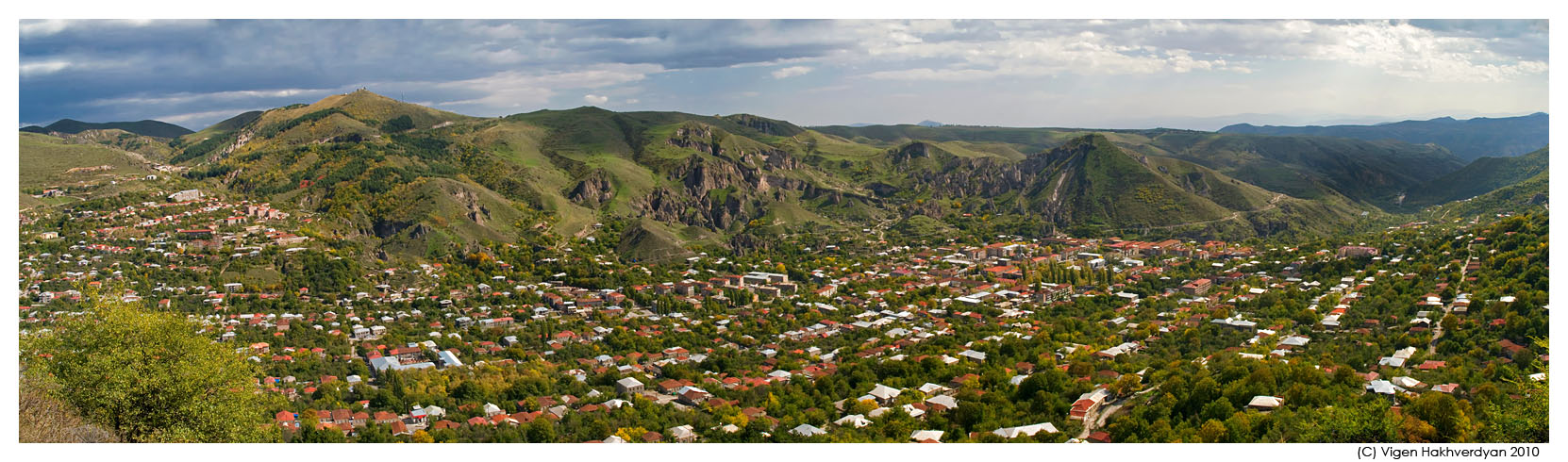 © Vigen Hakhverdyan - Панорама города Горис 2