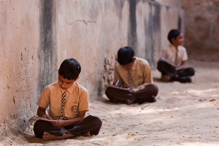 © Stefan Nielsen - Education