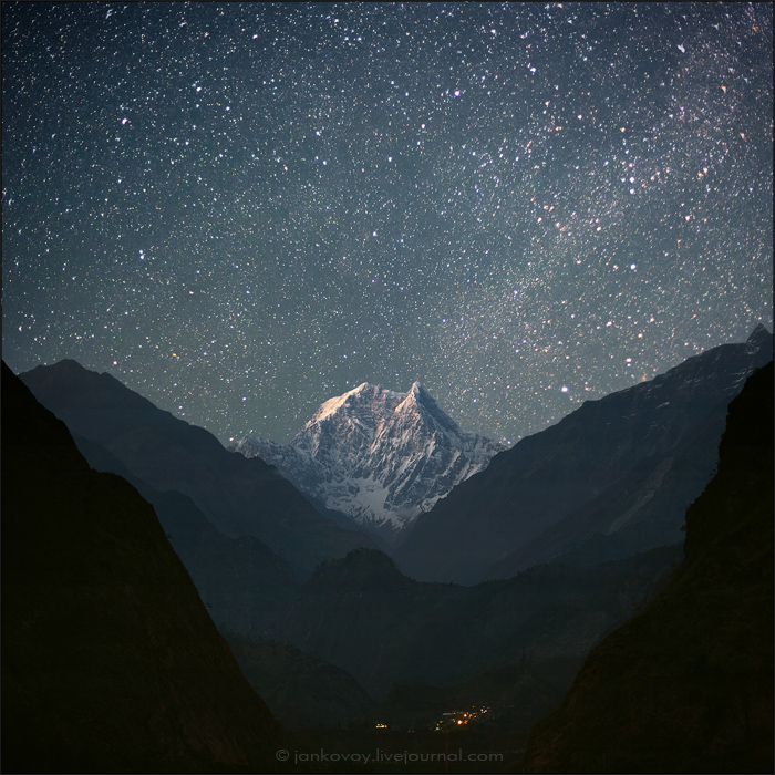 © Anton Jankovoy - NILGIRI SOUTH (6839 m)