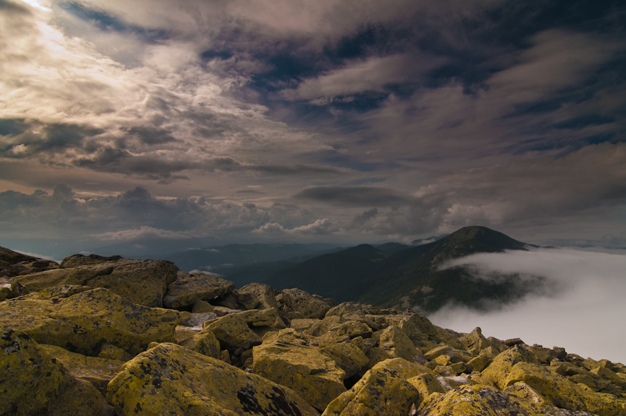 © Igor Romanov - Mystery clouds