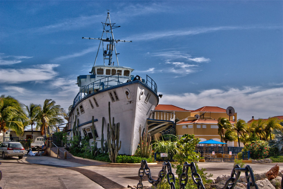 © Halyna Malone - Island Curacao