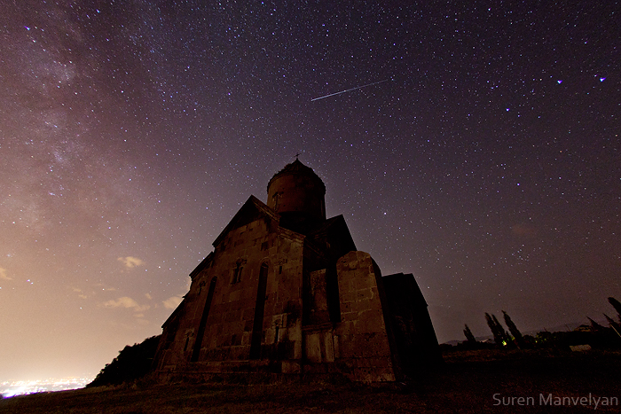 © Suren Manvelyan - Meteor