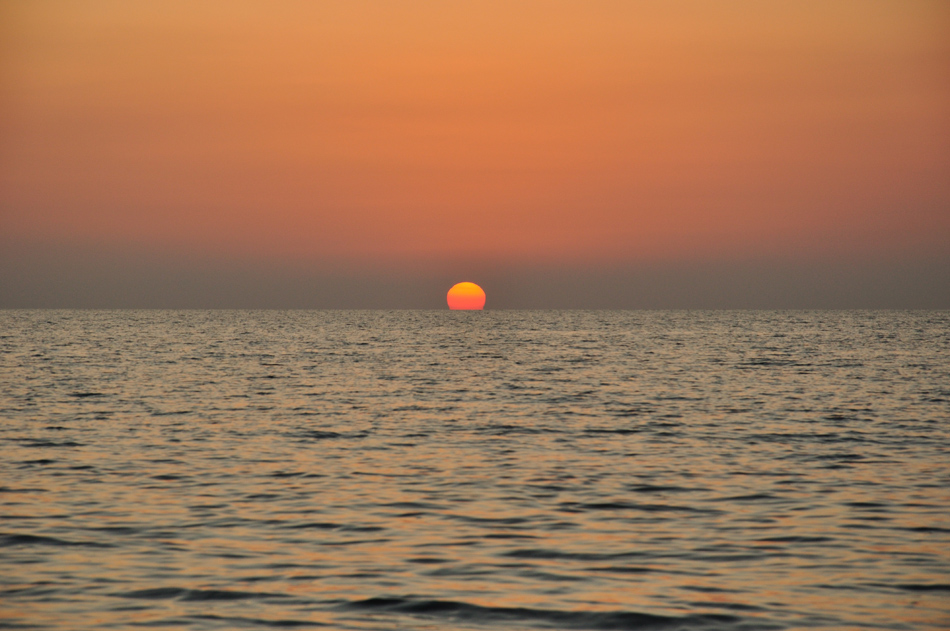 © Khachatur Martirosyan - Orange on the sea