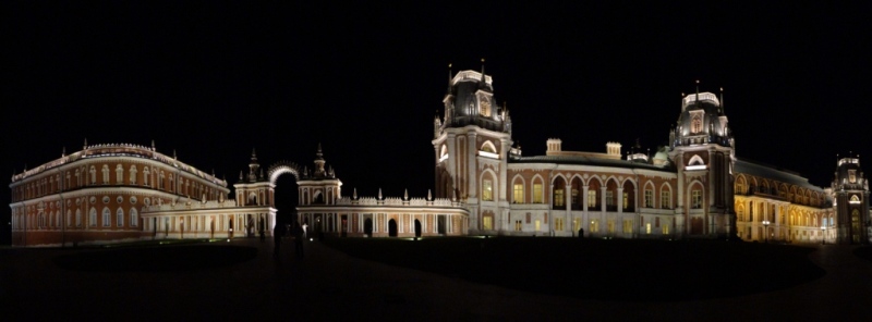 © Алексей Соминский - Tsaritsyno park at night