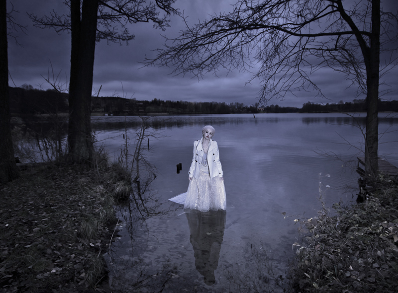 © Arnold Ochman - Lady of the Lake