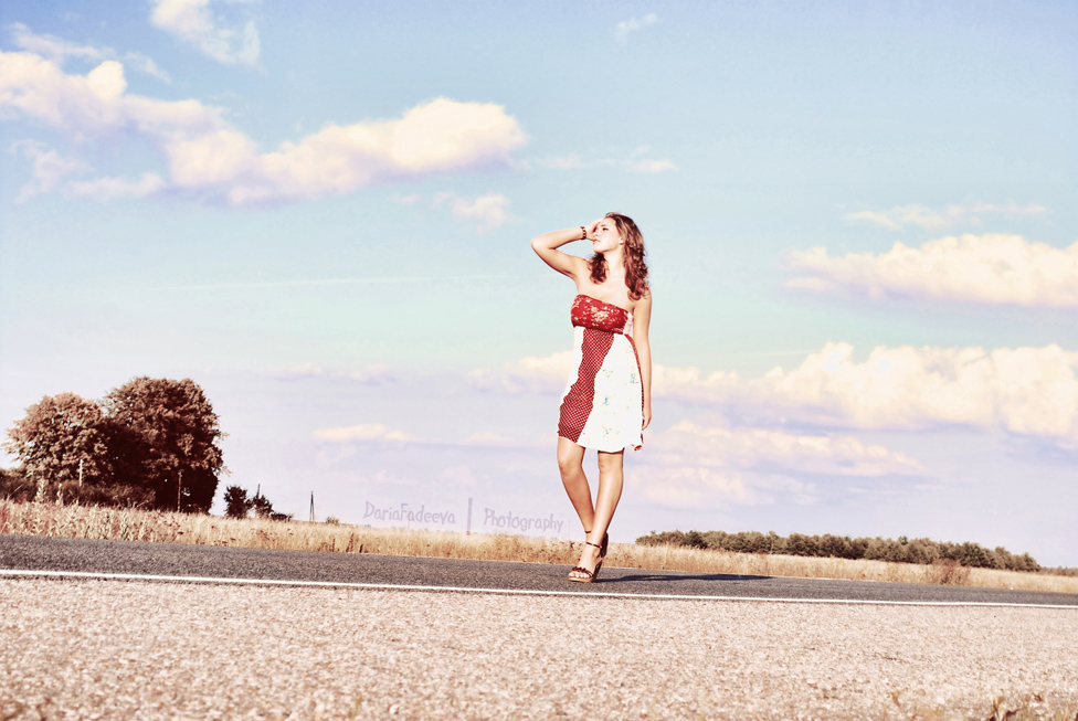 © Daria Fadeeva - hitch-hiking