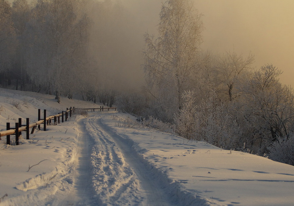 © Matvei BELYI - И опускается закат и холод...