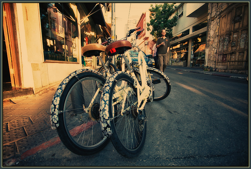 © Alexander Tolchinskiy - Tel-Aviv 5806