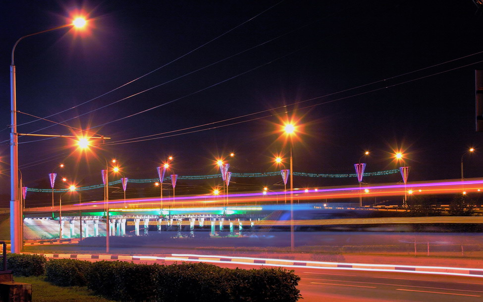 © Aleksandr Yakubin - particle of the city at night