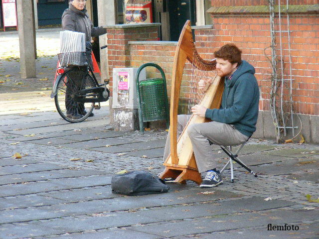 © flemming rasmussen - Street music