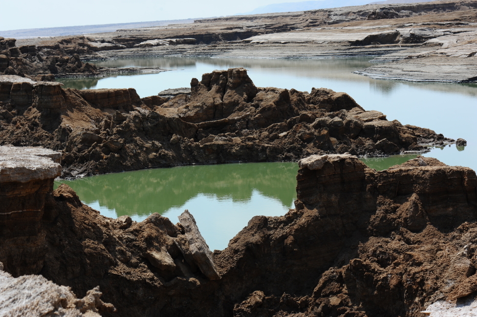 © Avidar Maxime - Sinkhole at the Dead Sea , South Israel