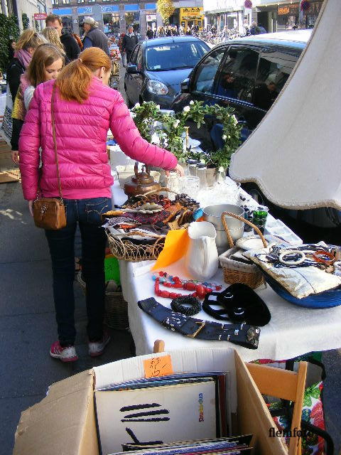 © flemming rasmussen - Street market