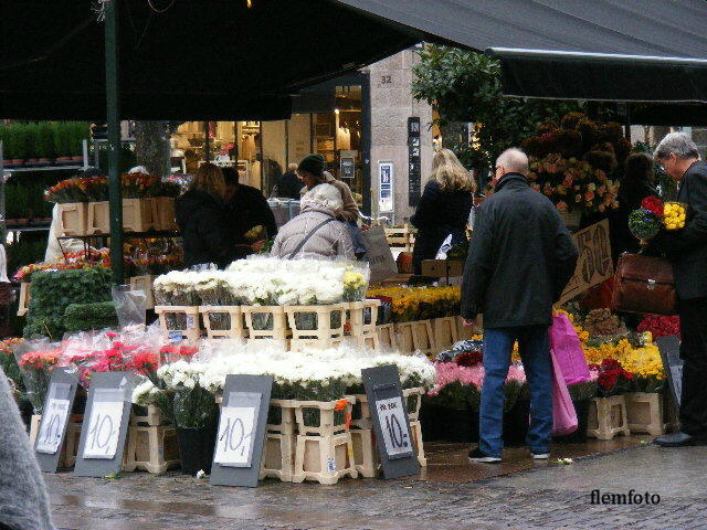 © flemming rasmussen - Street market