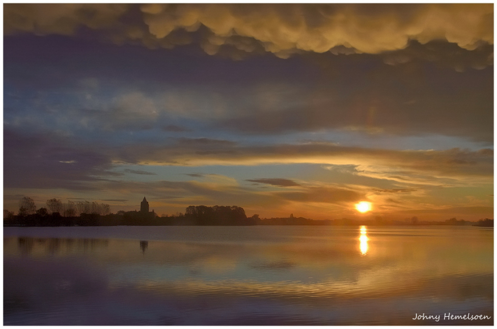 © johny hemelsoen - The light just after a thunderstorm.